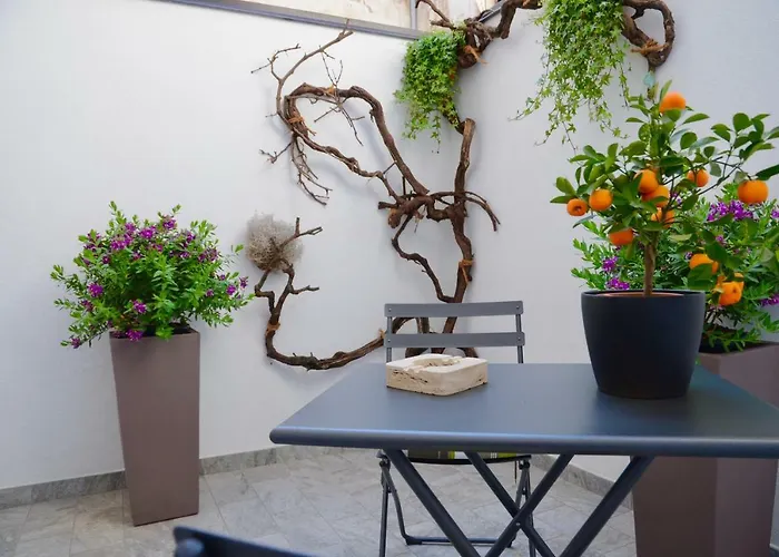 Lägenhet My In - La Rossa *