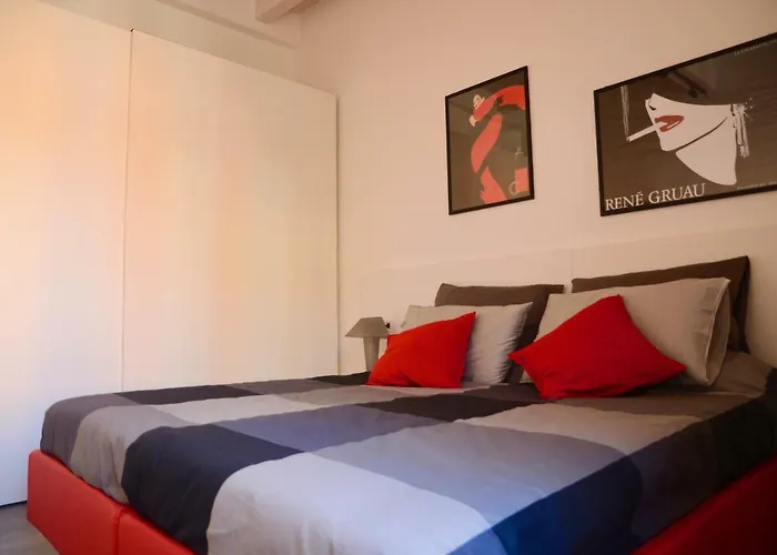 My In - La Rossa * Bolonia